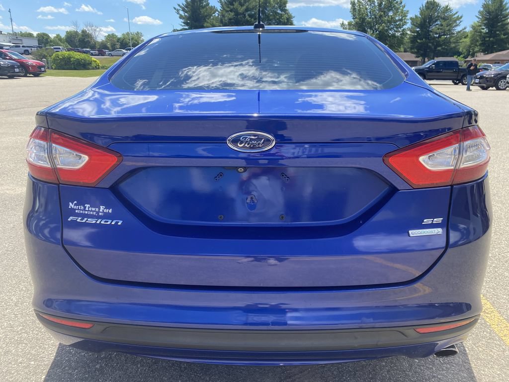 Used 2016 Ford Fusion SE w/ Equipment Group 202A FWD image 7