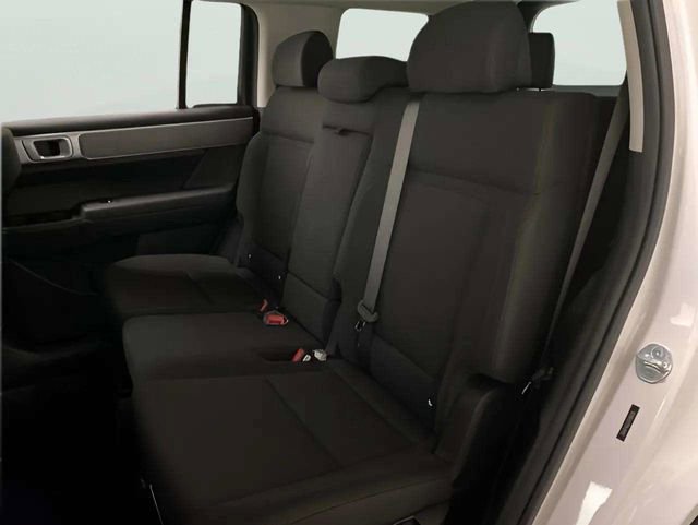 Used 2026 Hyundai Santa Fe SE FWD image 34