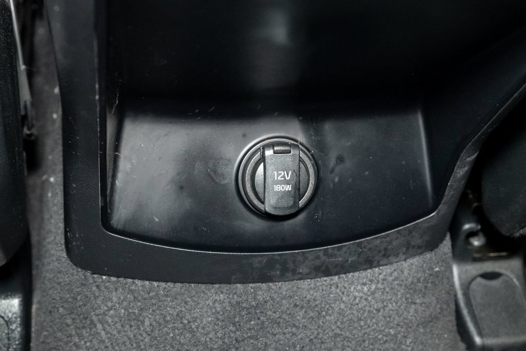 Used 2024 Kia Sorento S w/ Panoramic Sunroof Package FWD image 27