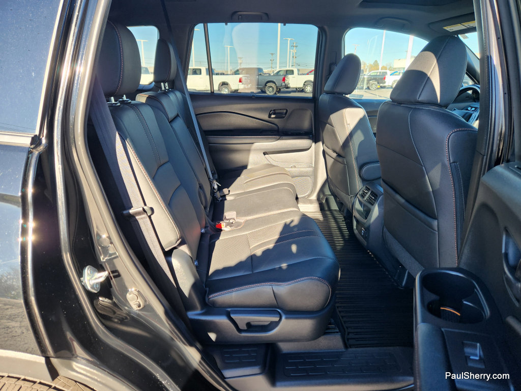 Used 2023 Honda Passport TrailSport image 39