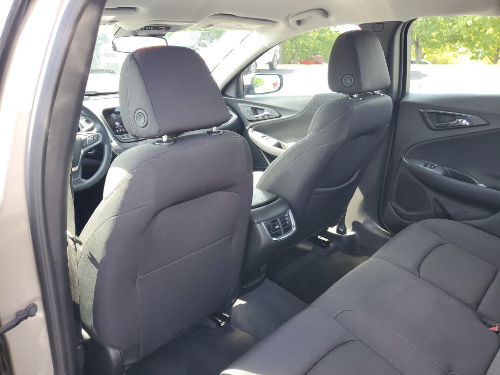 Used 2024 Chevrolet Malibu LT FWD image 28