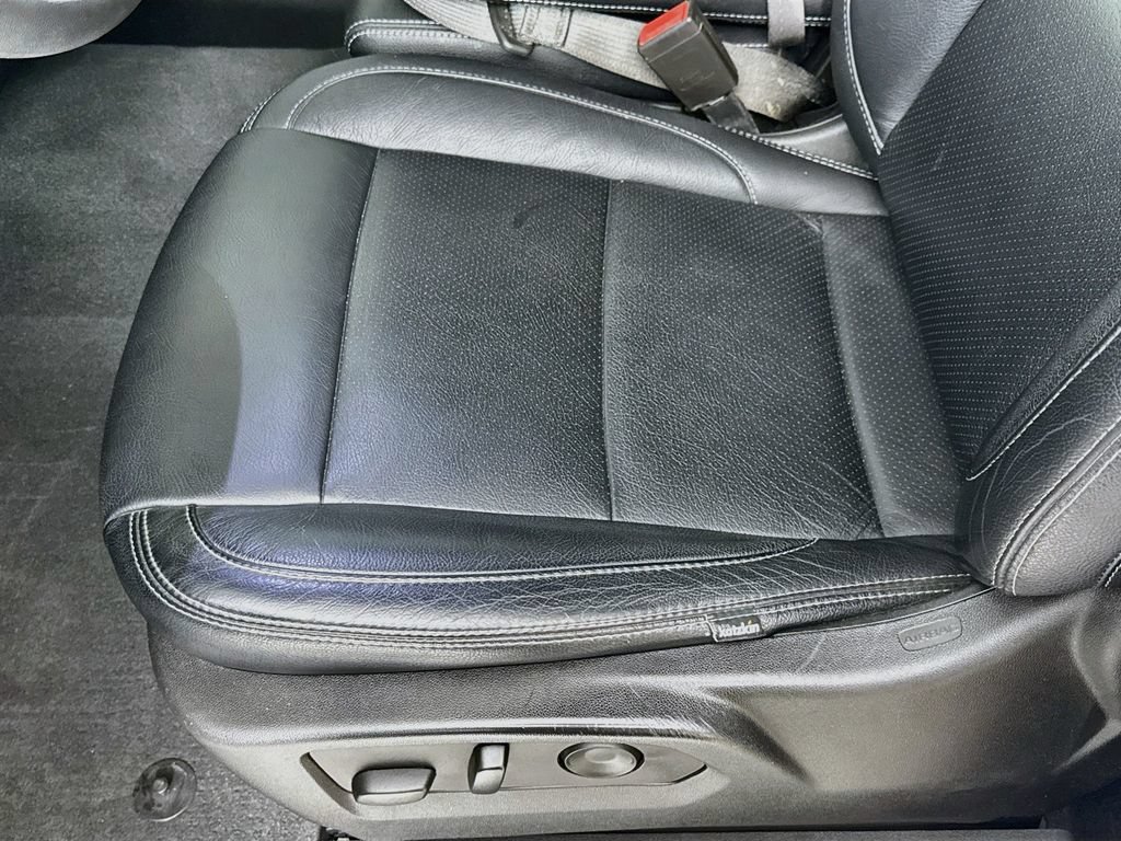 Used 2022 Chevrolet Silverado 1500 Custom AWD/4WD image 19
