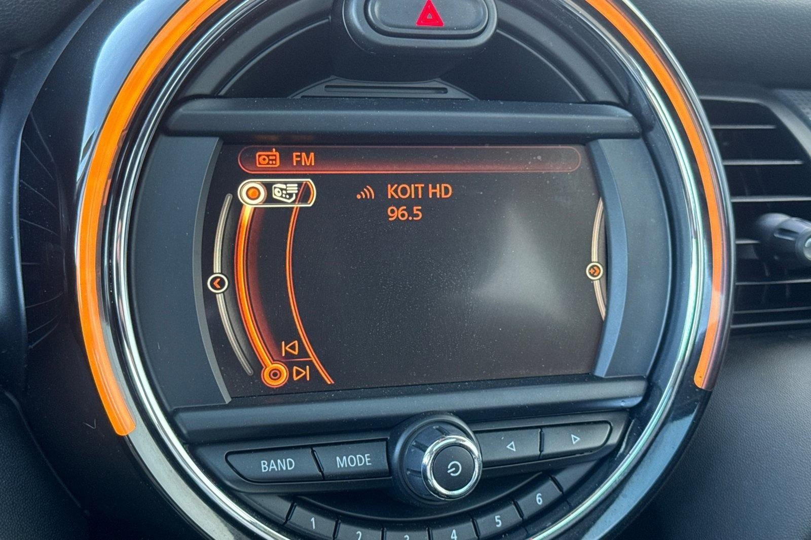 Used 2017 MINI Cooper 2-Door Hardtop image 26