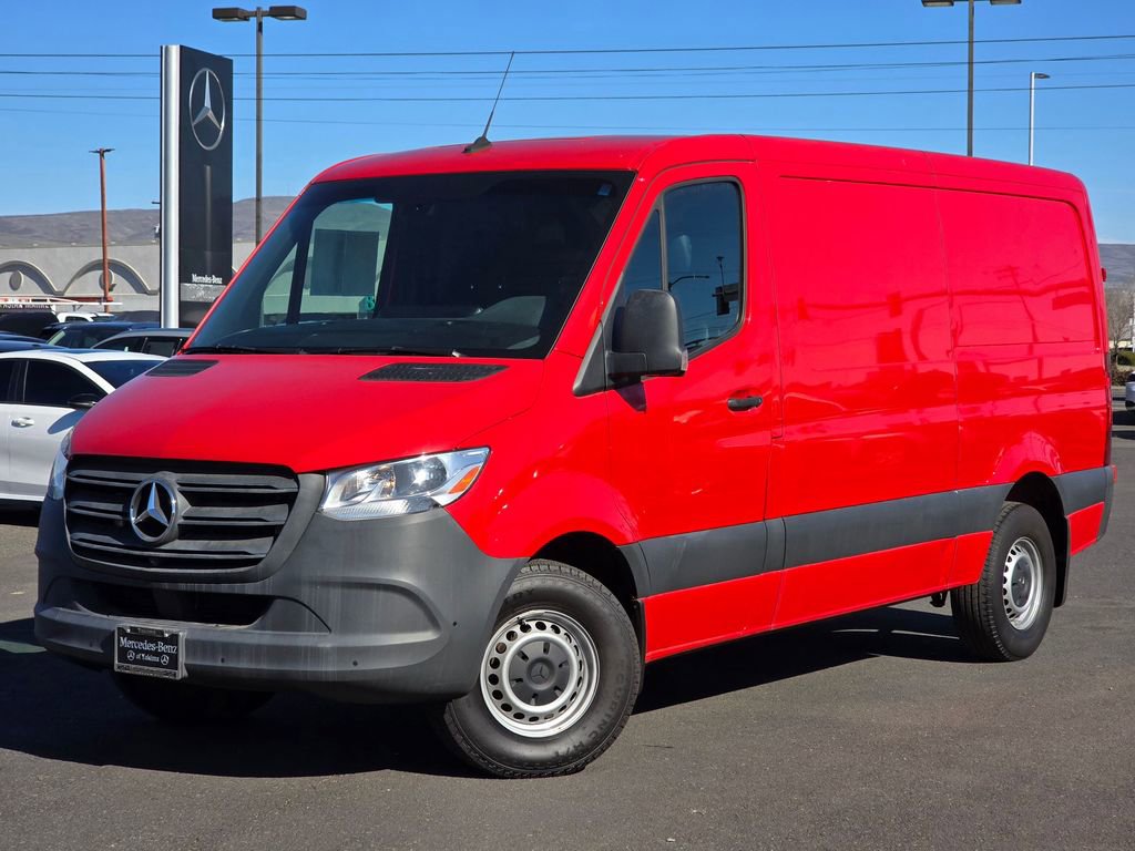 Used 2022 Mercedes-Benz Sprinter 2500 image 1