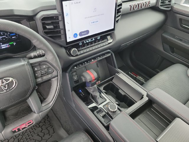 Used 2025 Toyota Sequoia TRD Pro AWD/4WD image 30