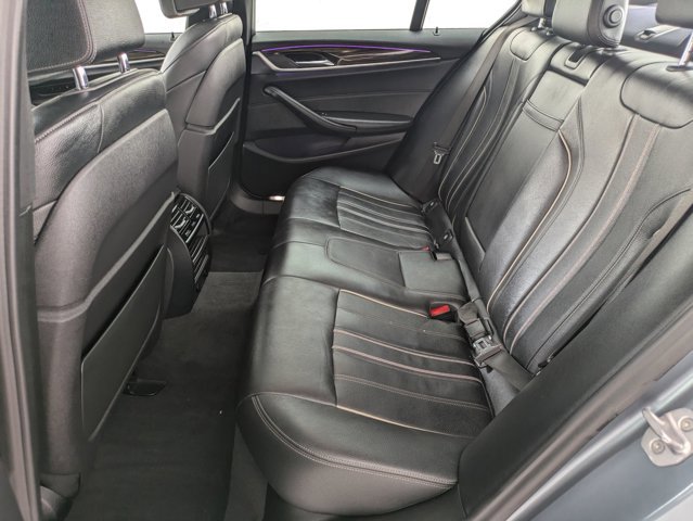 Used 2018 BMW 530i xDrive image 19