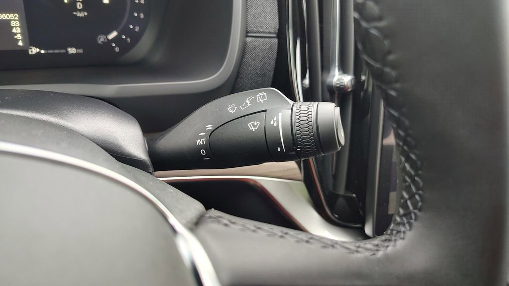 New 2026 Volvo XC90 B6 Plus image 17