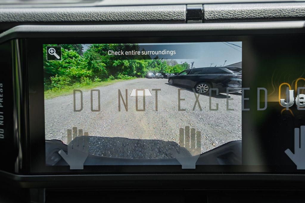 New 2025 Jeep Gladiator Sport AWD/4WD image 41