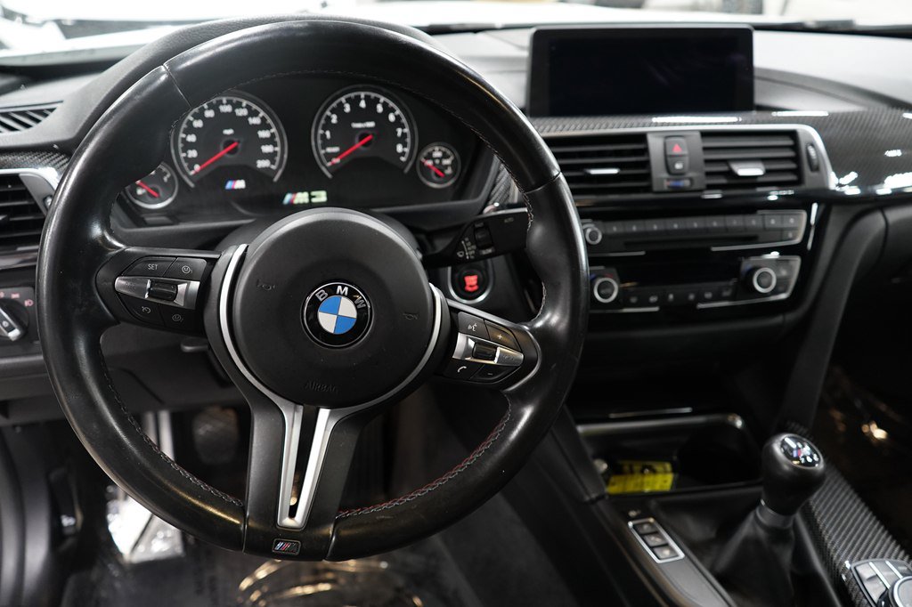 Used 2018 BMW M3 RWD image 28