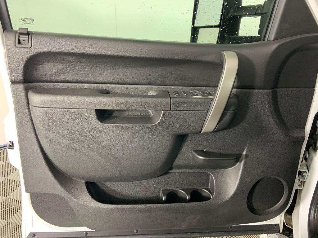 Used 2013 GMC Sierra 2500 SLE w/ SLE Preferred Package image 19