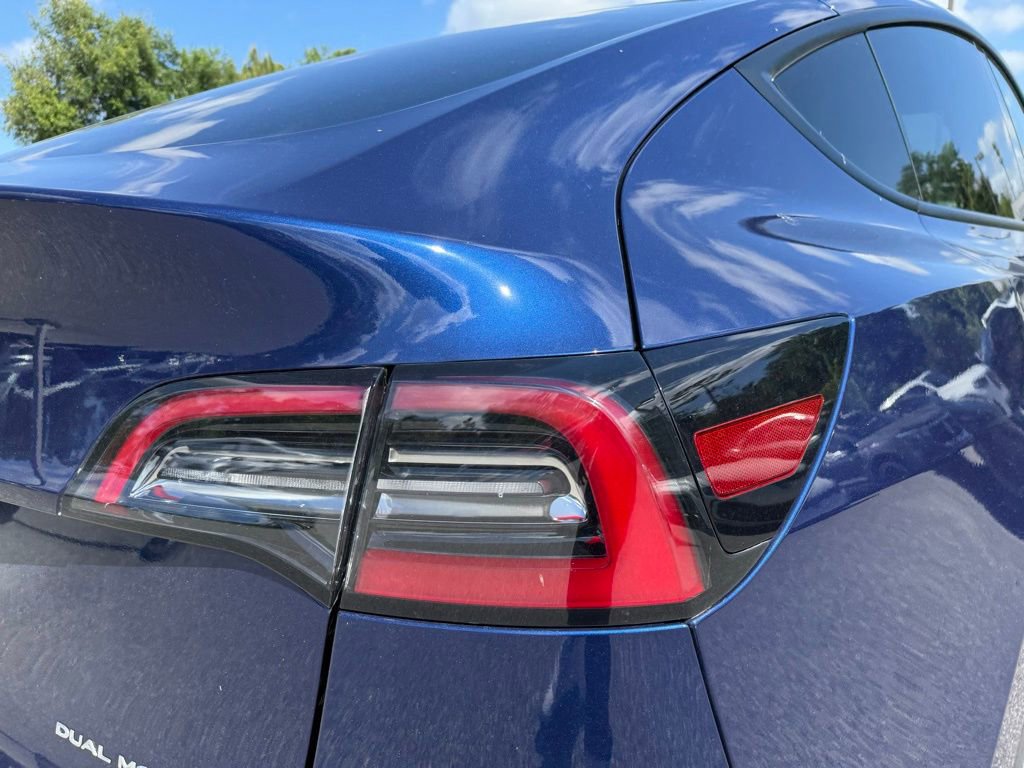 Used 2023 Tesla Model Y Long Range image 11