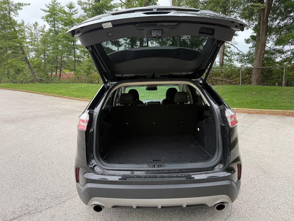 Used 2019 Ford Edge Titanium AWD/4WD image 25
