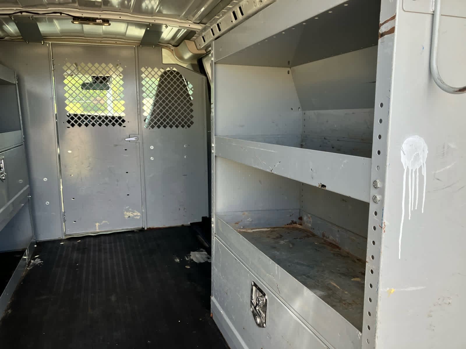 Used 2021 Chevrolet Express 2500 w/ Driver Convenience Package image 28