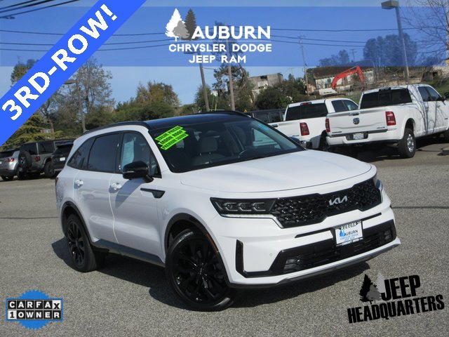 Used 2022 Kia Sorento SX image 1