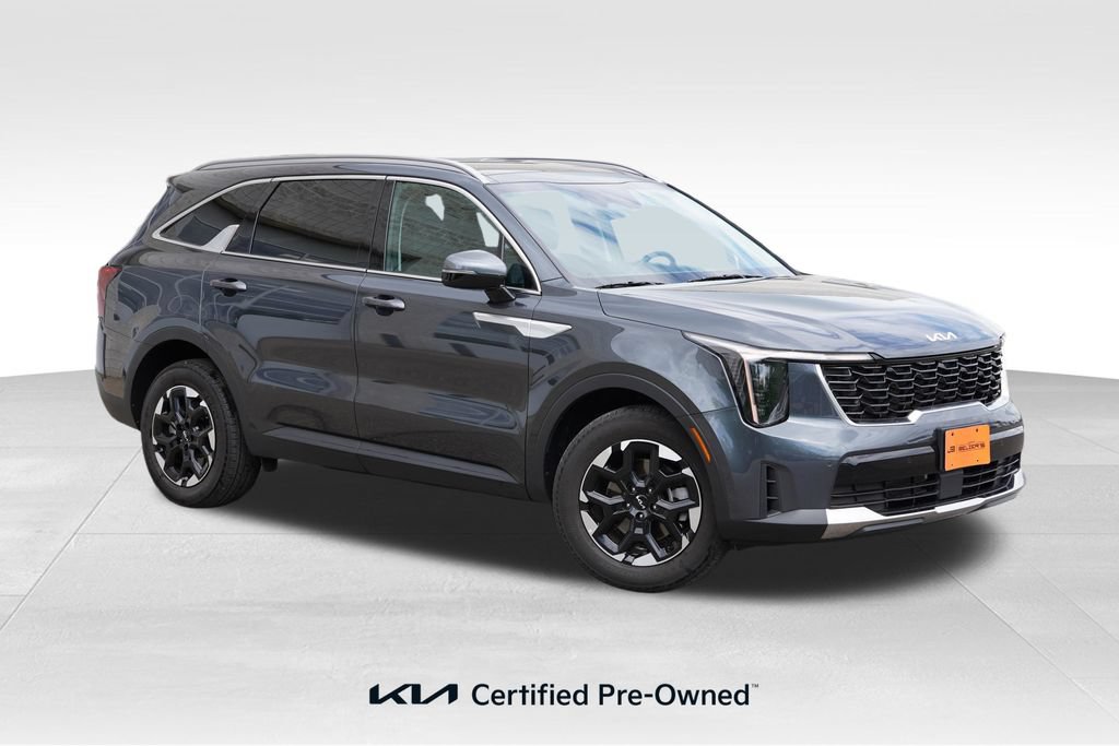 Certified 2024 Kia Sorento S w/ Panoramic Sunroof Package AWD/4WD image 1