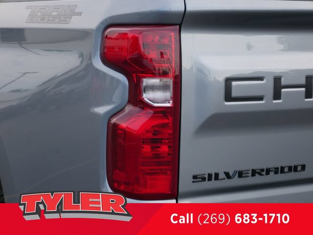 New 2026 Chevrolet Silverado 1500 Custom Trail Boss w/ Dark Appearance Package AWD/4WD image 14