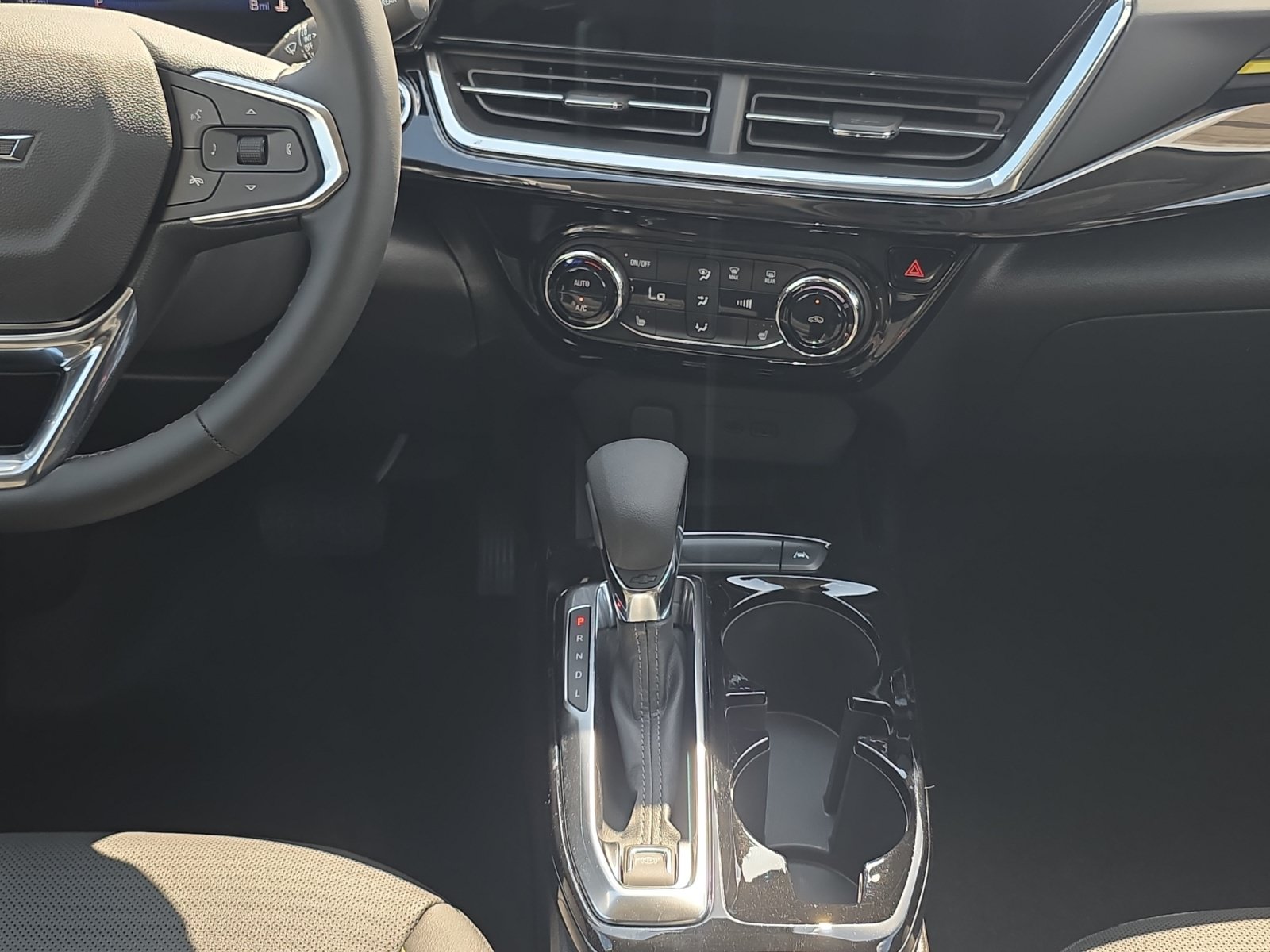 New 2026 Chevrolet Trax ACTIV w/ Sunroof Package FWD image 13
