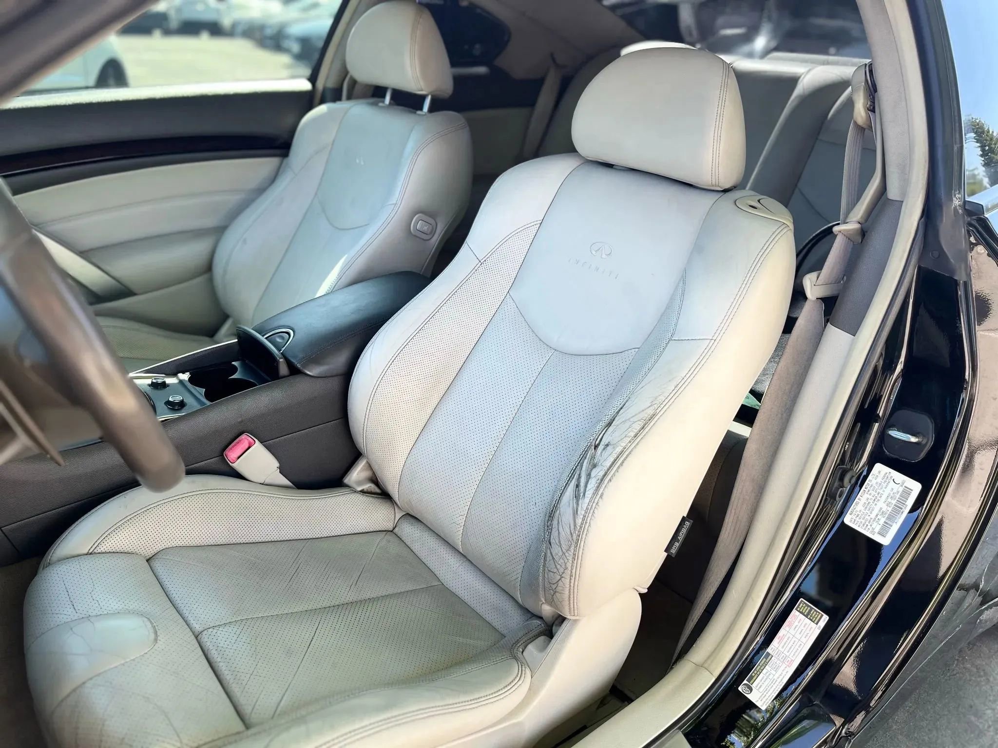 Used 2011 INFINITI G37 Journey w/ Premium Pkg image 23