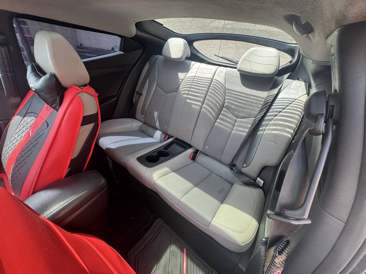 Used 2013 Hyundai Veloster w/ Style Pkg FWD image 19