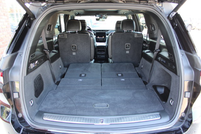Used 2025 Jeep Grand Cherokee L Overland w/ Luxury Tech Group IV AWD/4WD image 41
