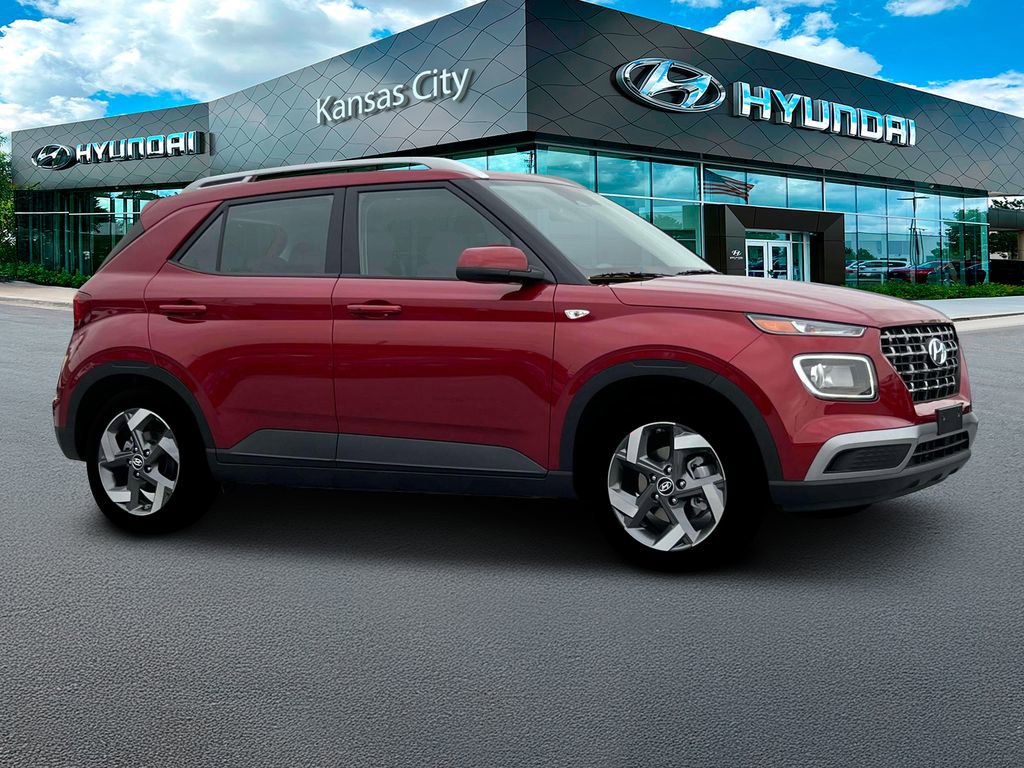 New 2025 Hyundai Venue SEL FWD image 10