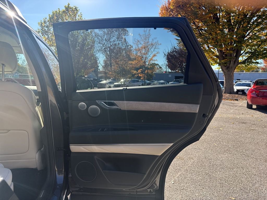 New 2026 Genesis GV80 2.5T Advanced image 30