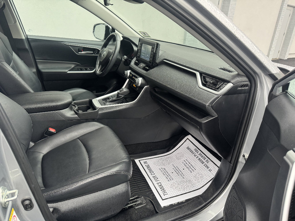 Used 2019 Toyota RAV4 XLE Premium w/ Cold Weather Package image 11