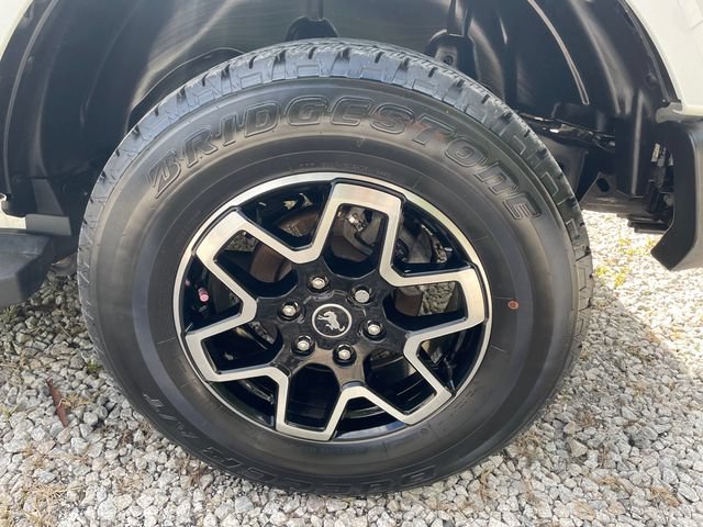 Used 2024 Ford Bronco Outer Banks AWD/4WD image 15