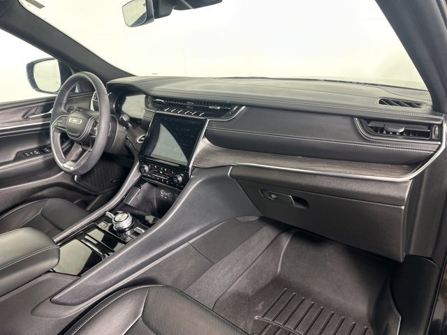 Used 2024 Jeep Grand Cherokee L Overland image 15