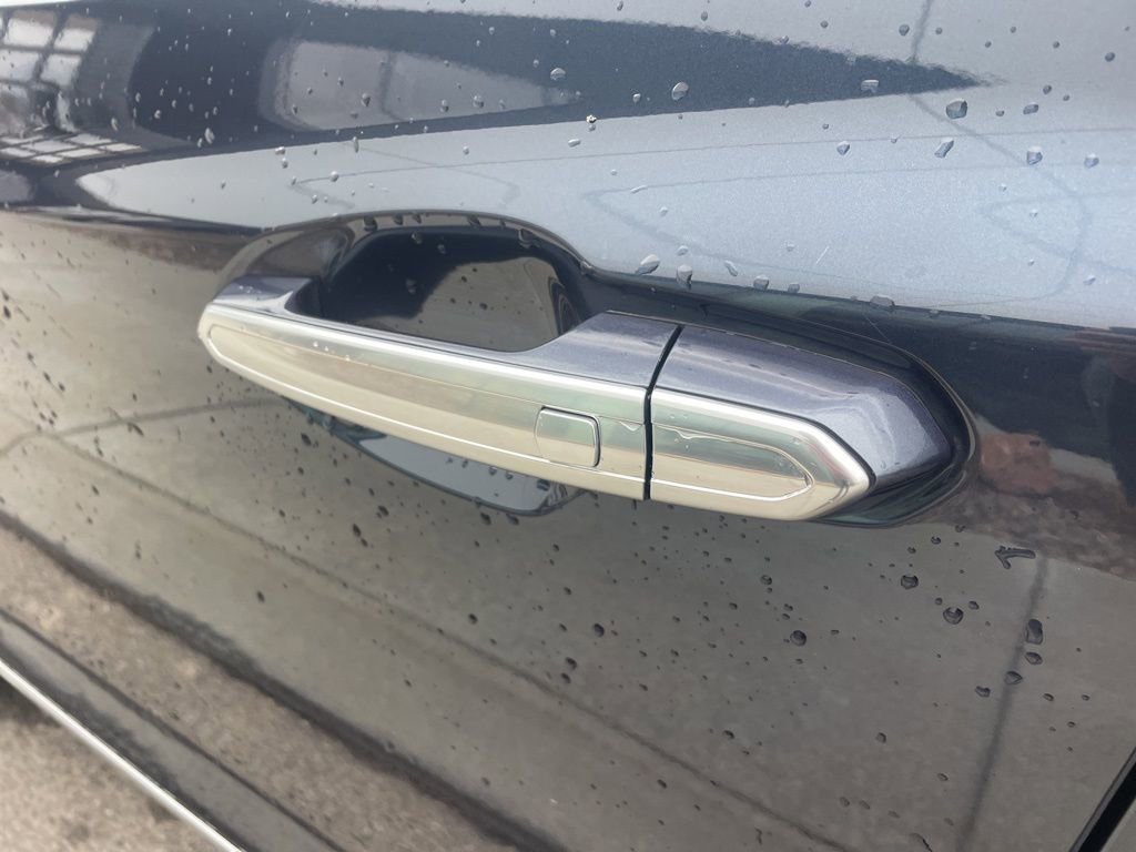 Used 2019 Cadillac XT5 Luxury AWD/4WD image 19