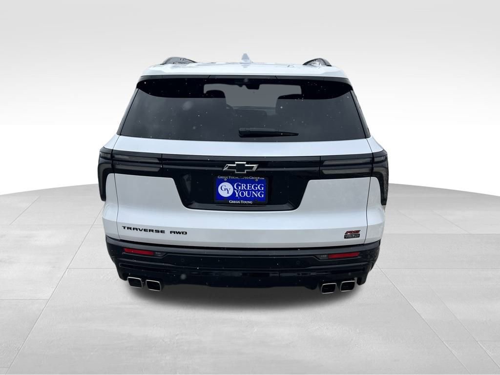 Used 2024 Chevrolet Traverse RS image 5
