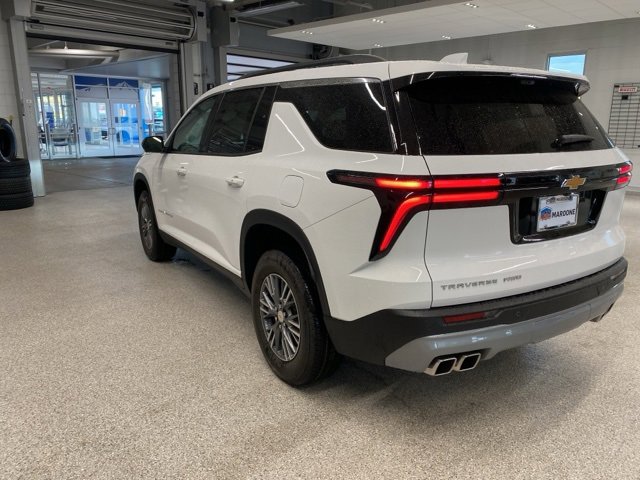 New 2026 Chevrolet Traverse LT w/ LPO, Floor Liner Package image 9