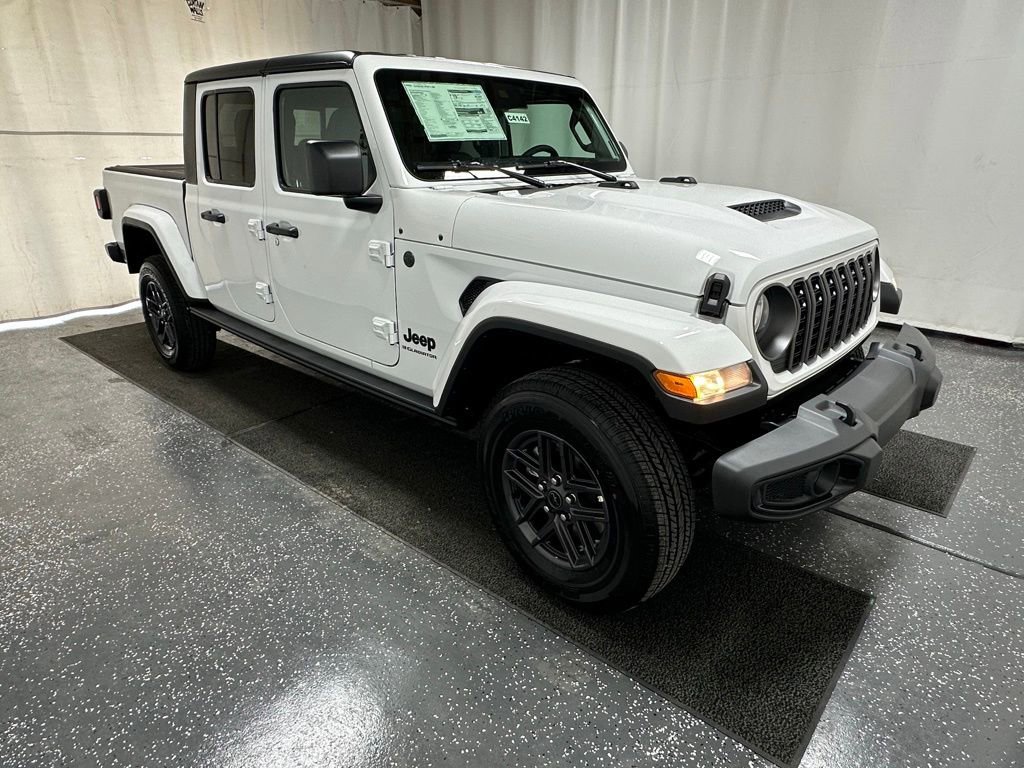 New 2025 Jeep Gladiator Sport AWD/4WD video 2