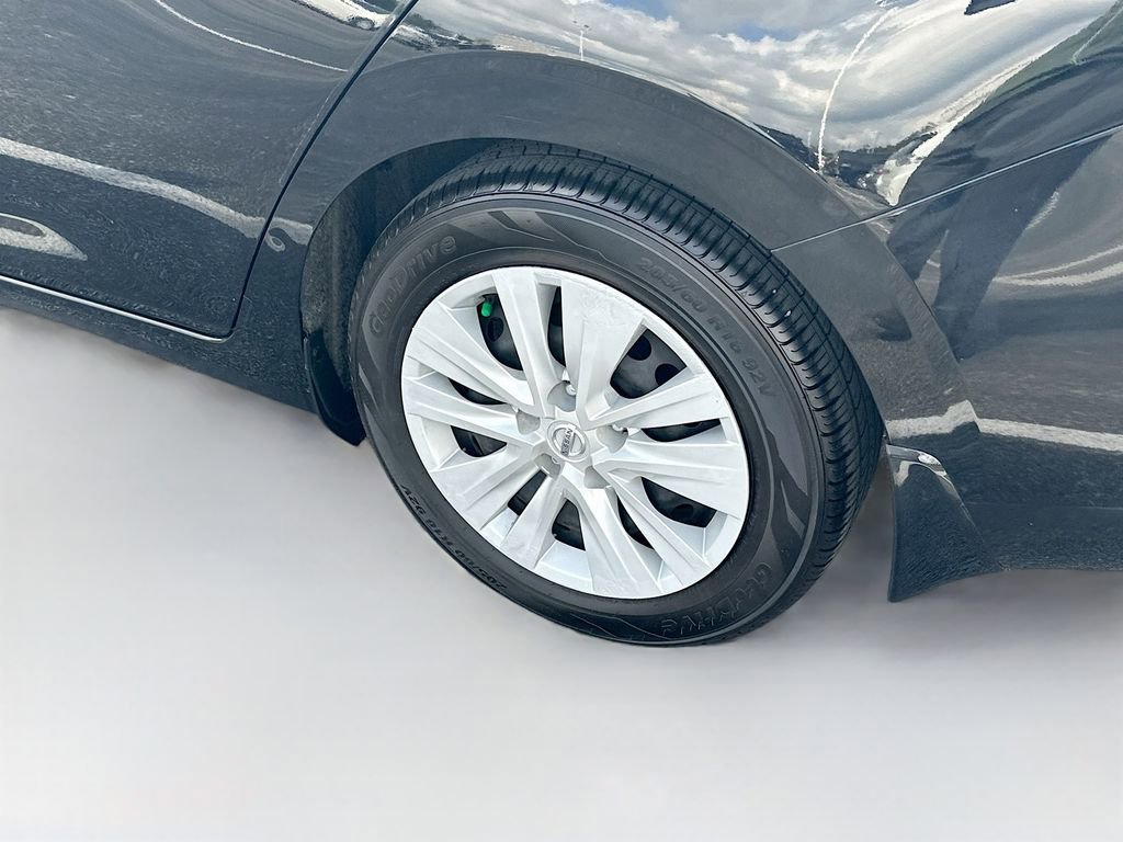 Used 2023 Nissan Sentra S image 37