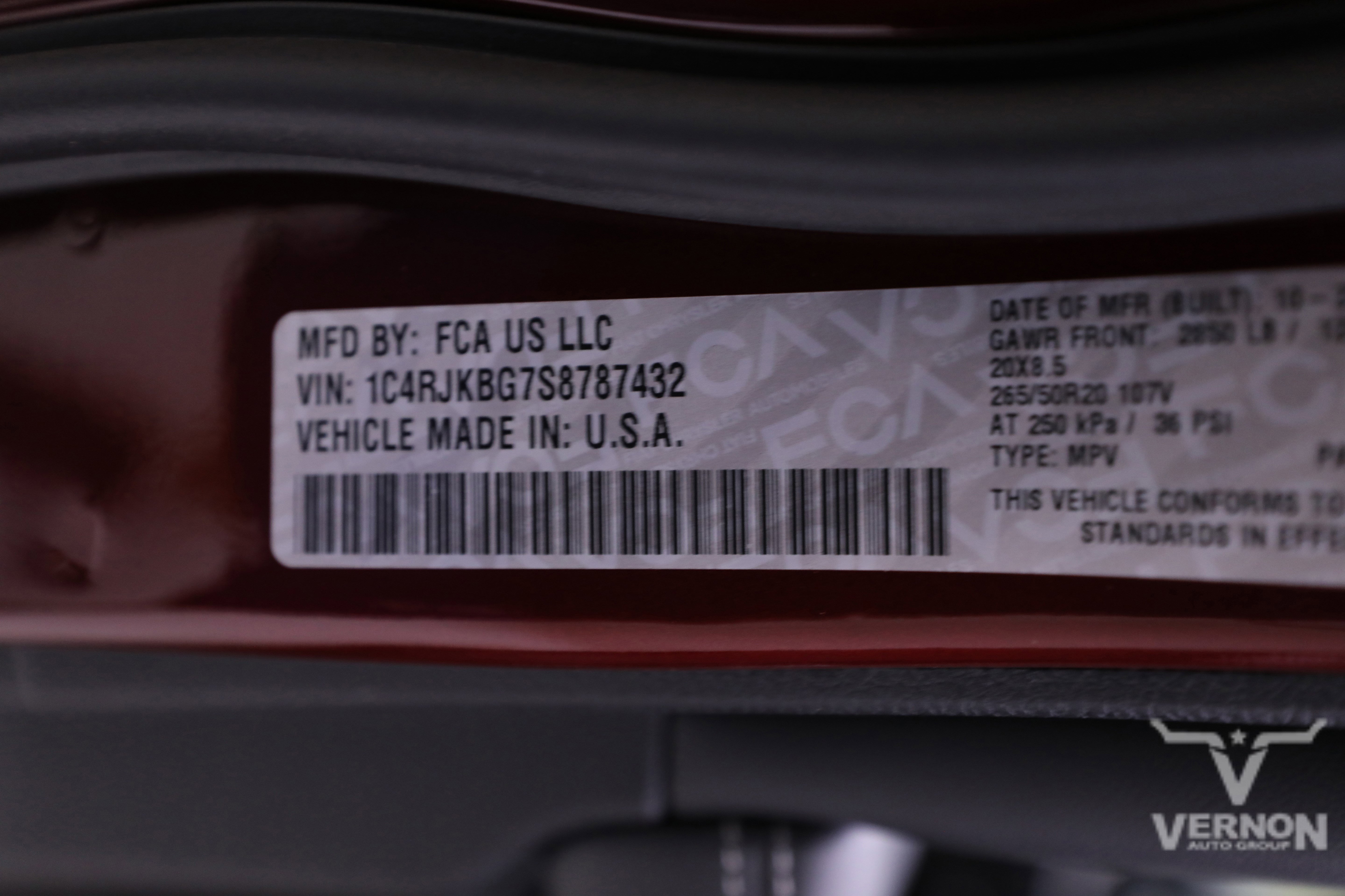 New 2025 Jeep Grand Cherokee L Limited w/ Black Appearance Package image 36