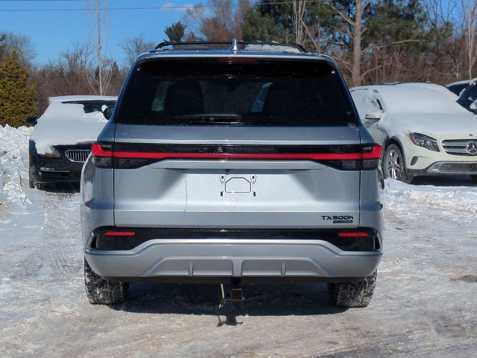 Used 2025 Lexus TX 500h AWD w/ Technology Package image 13