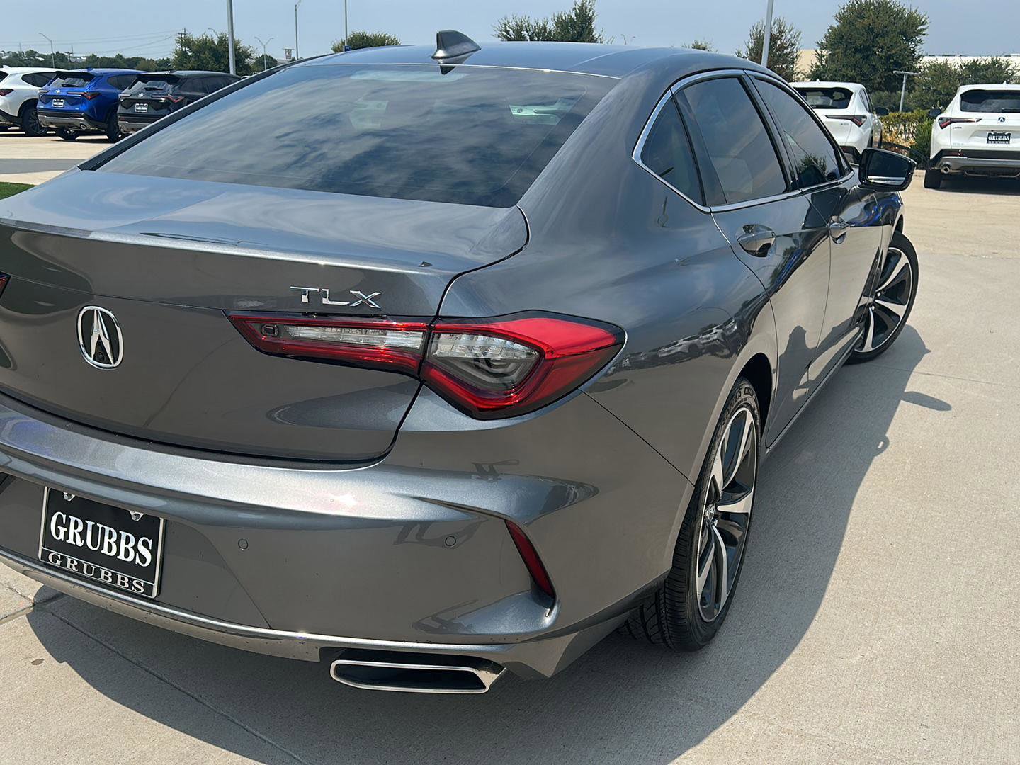 New 2025 Acura TLX w/ Technology Package image 3