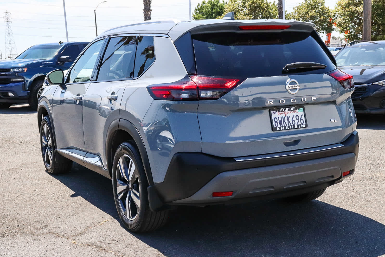 Used 2021 Nissan Rogue SL w/ Premium Package FWD image 9