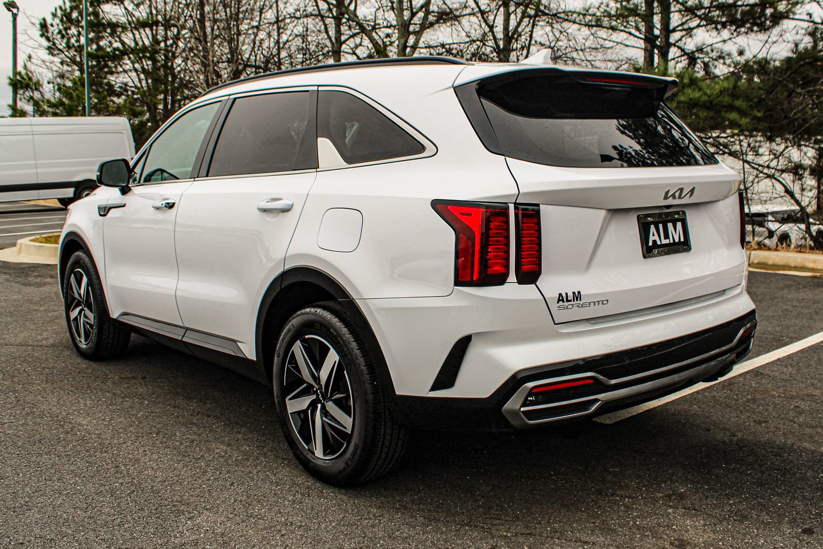 Used 2023 Kia Sorento EX FWD image 4