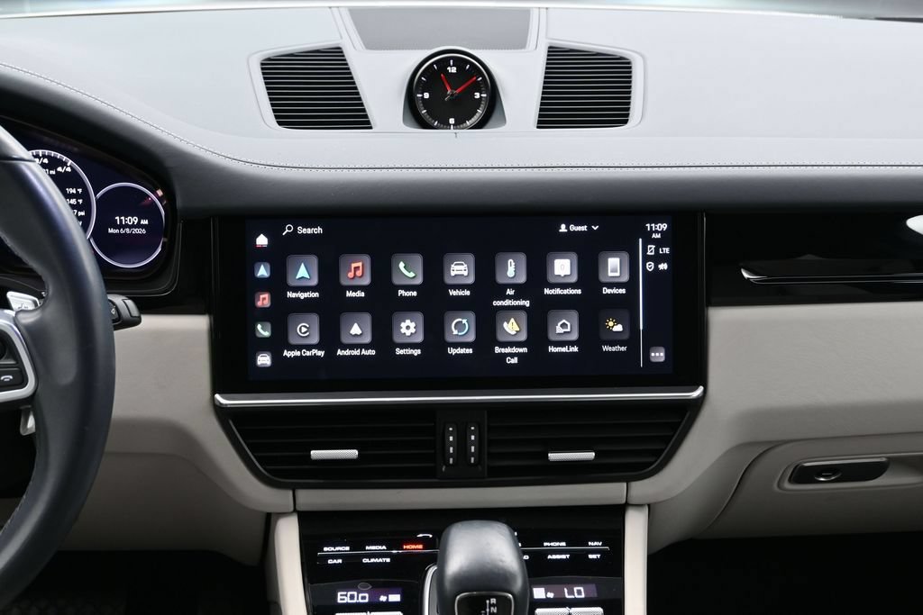 Certified 2023 Porsche Cayenne AWD/4WD image 21