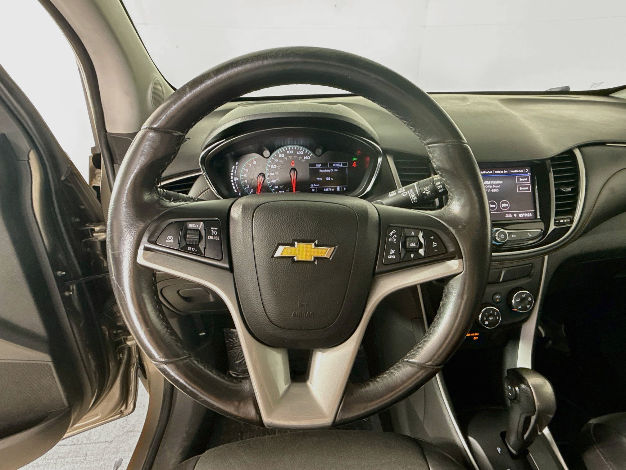 Used 2022 Chevrolet Trax LT w/ Driver Confidence Package AWD/4WD image 11