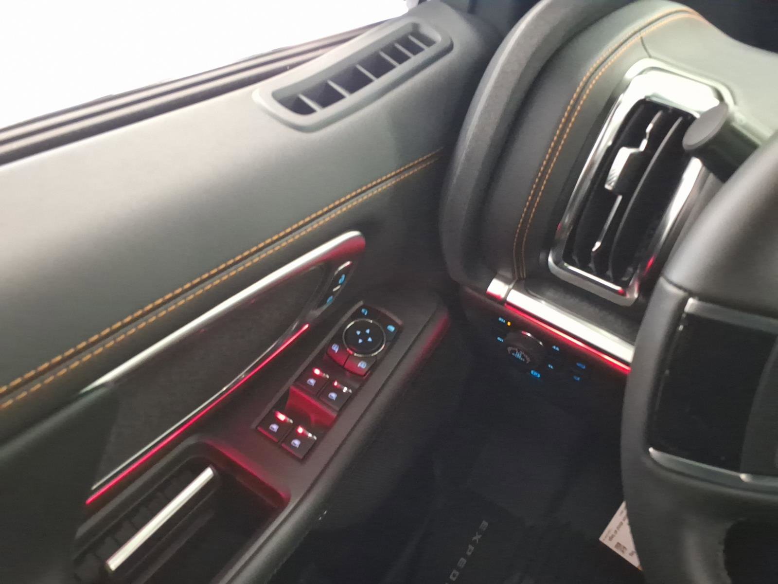 New 2026 Ford Expedition Tremor image 12