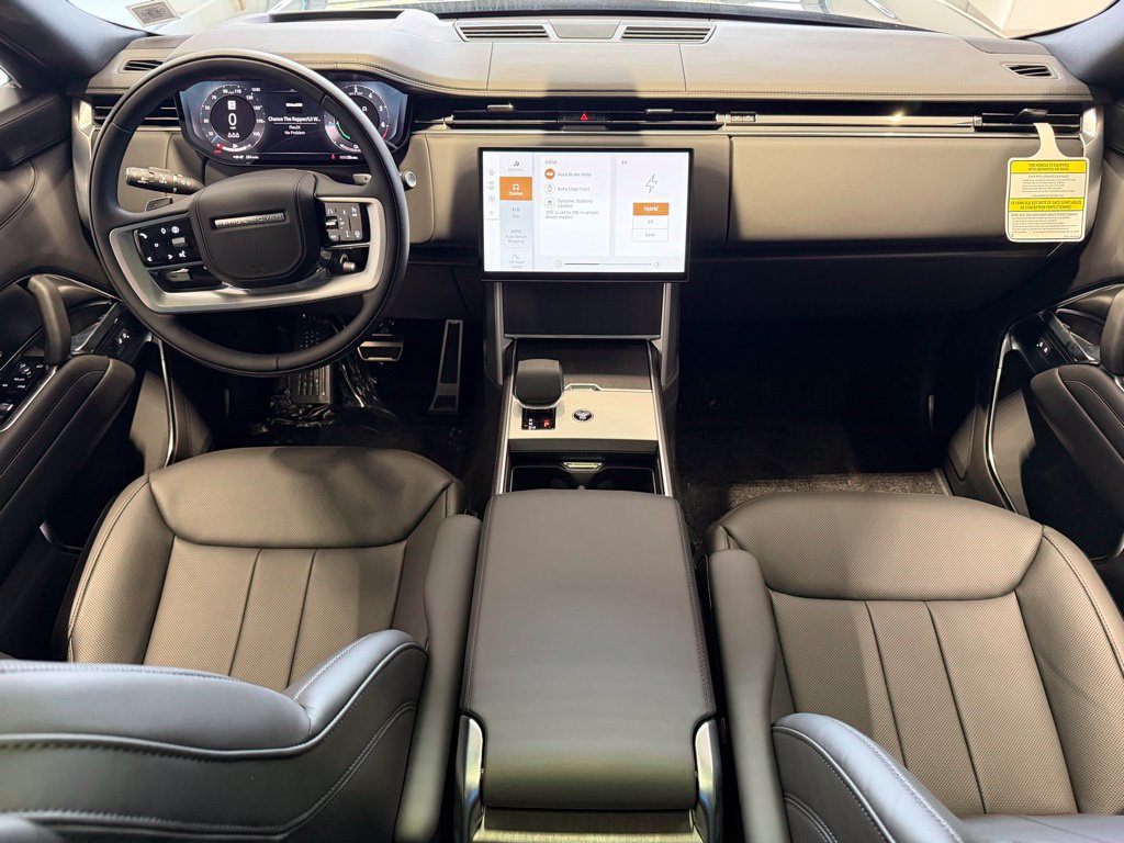 New 2025 Land Rover Range Rover SE AWD/4WD image 15