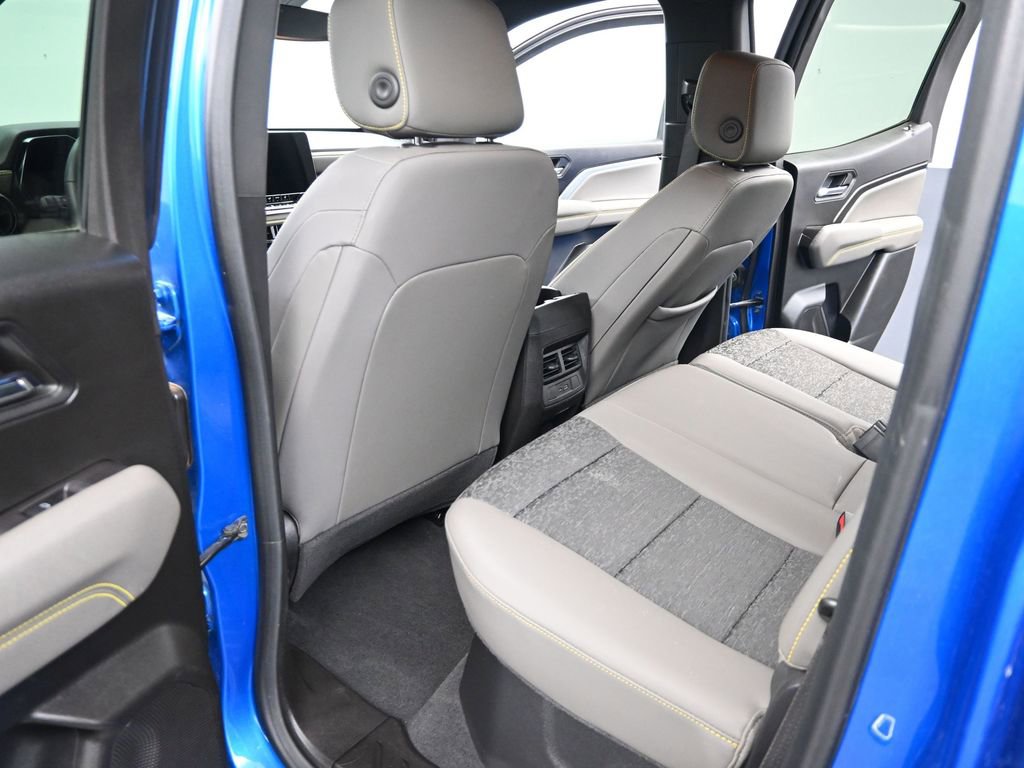 Used 2024 Chevrolet Colorado ZR2 image 18