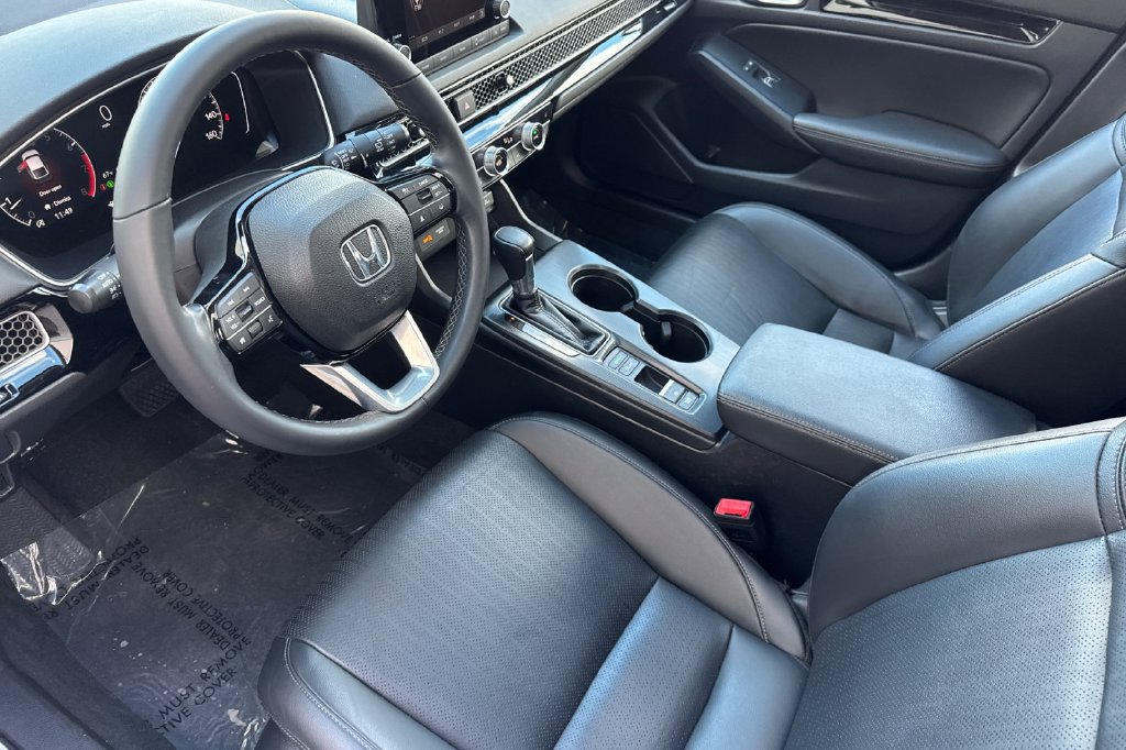 Certified 2024 Honda Civic EX-L image 3