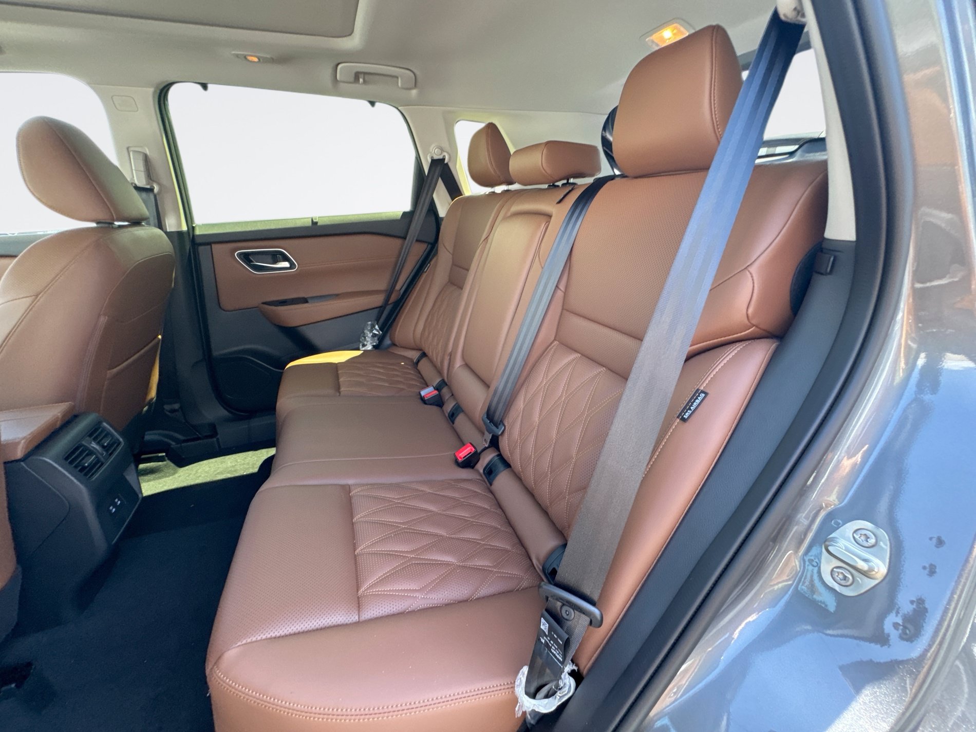 New 2026 Nissan Rogue Platinum AWD/4WD image 14