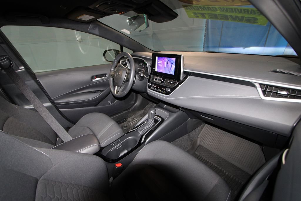 Used 2024 Toyota Corolla SE FWD image 18