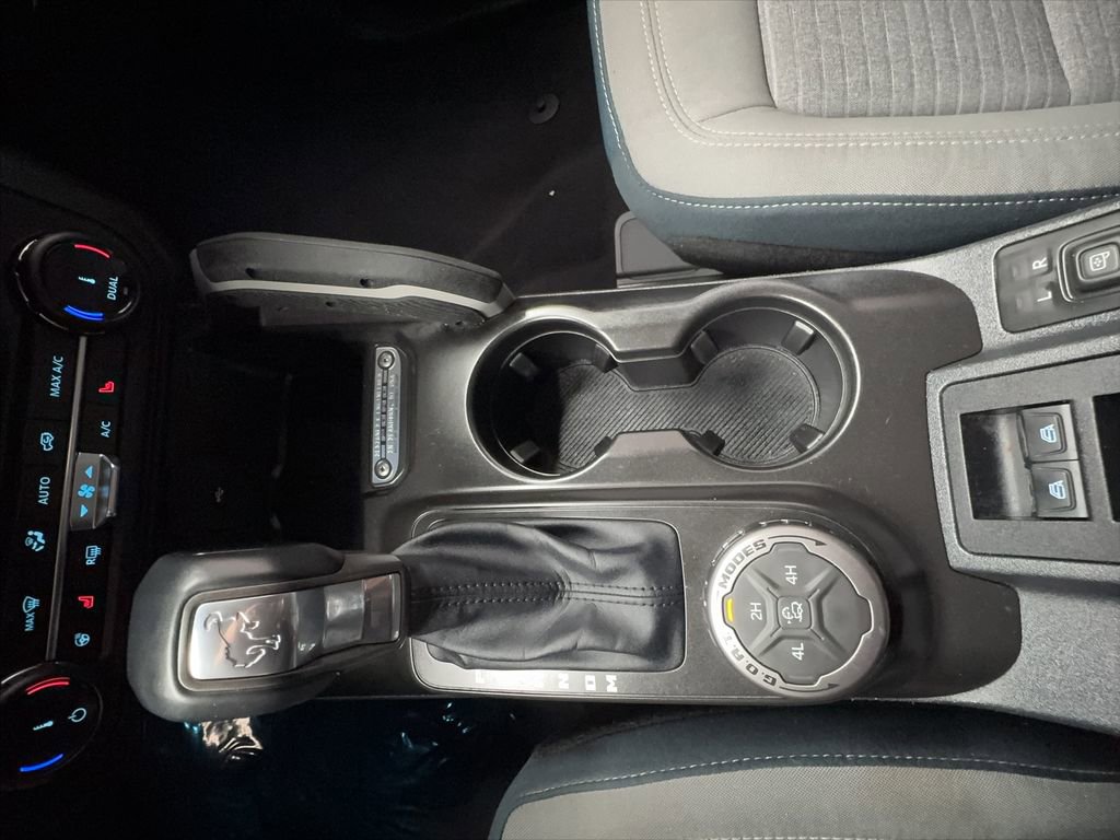 Used 2022 Ford Bronco Outer Banks AWD/4WD image 40