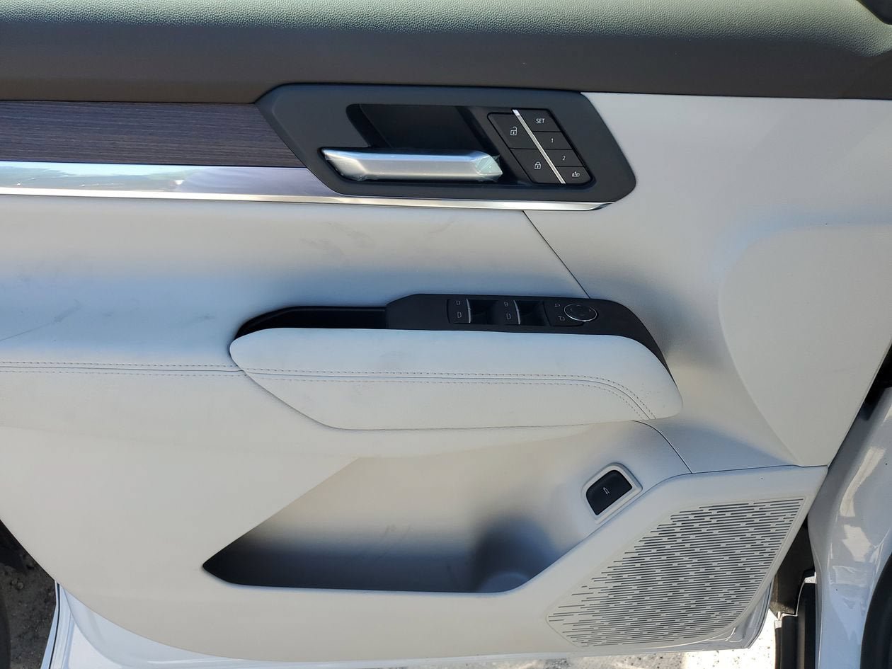 New 2026 GMC Terrain Denali AWD/4WD image 17