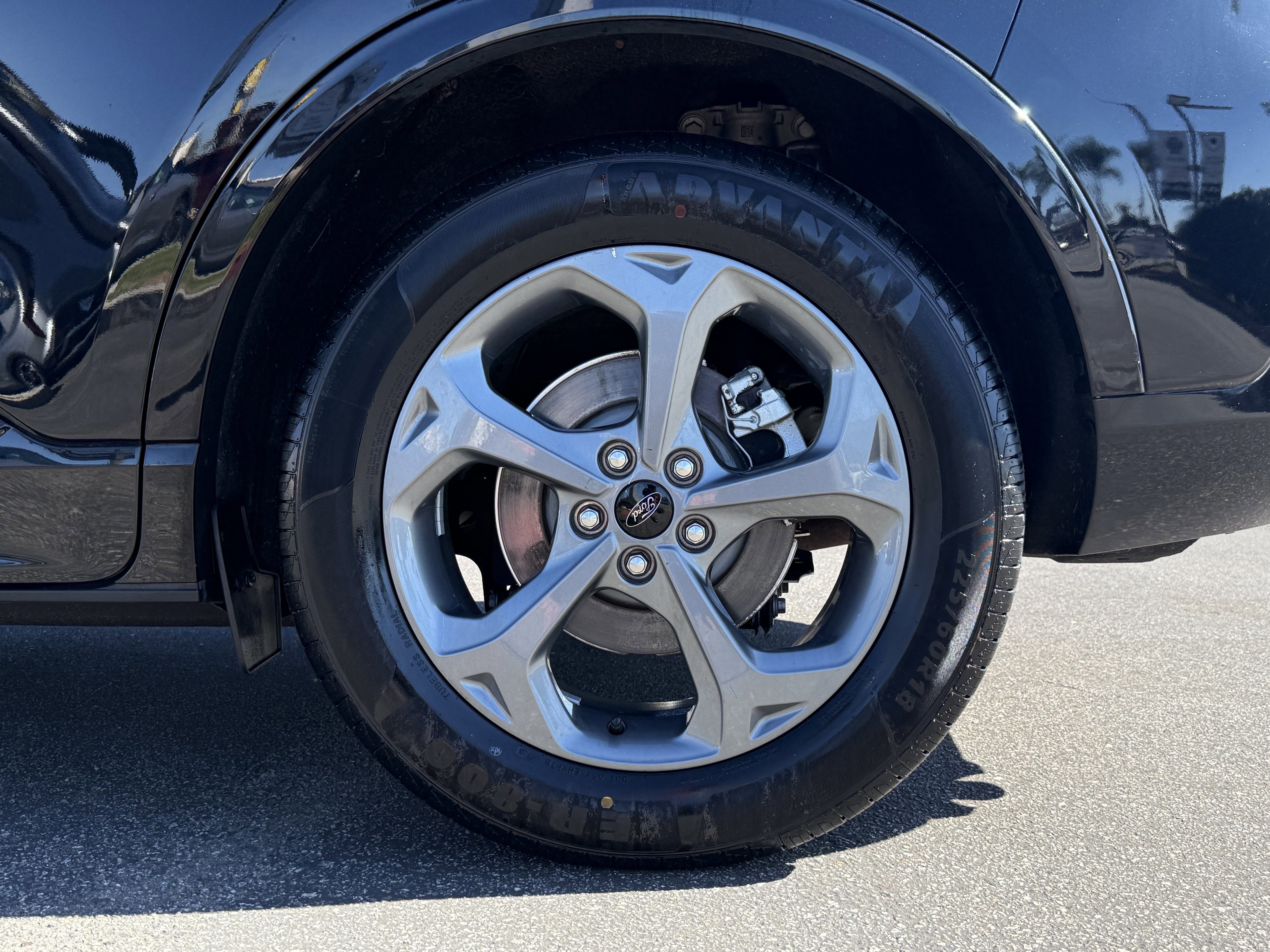 Used 2024 Ford Escape ST-Line w/ Cold Weather Package image 11